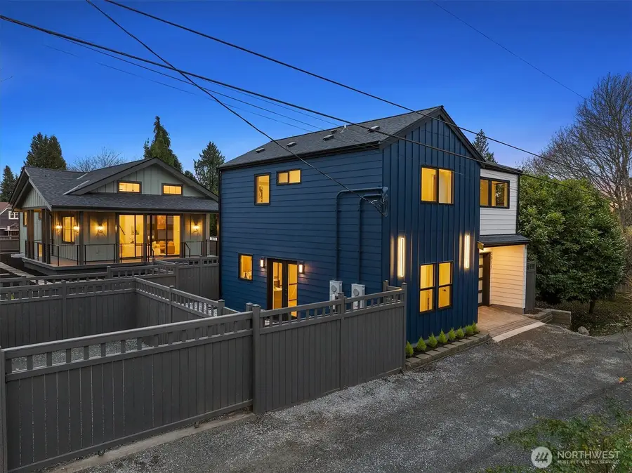 3011 SW Henderson Street, Seattle, WA 98126 - Image #2