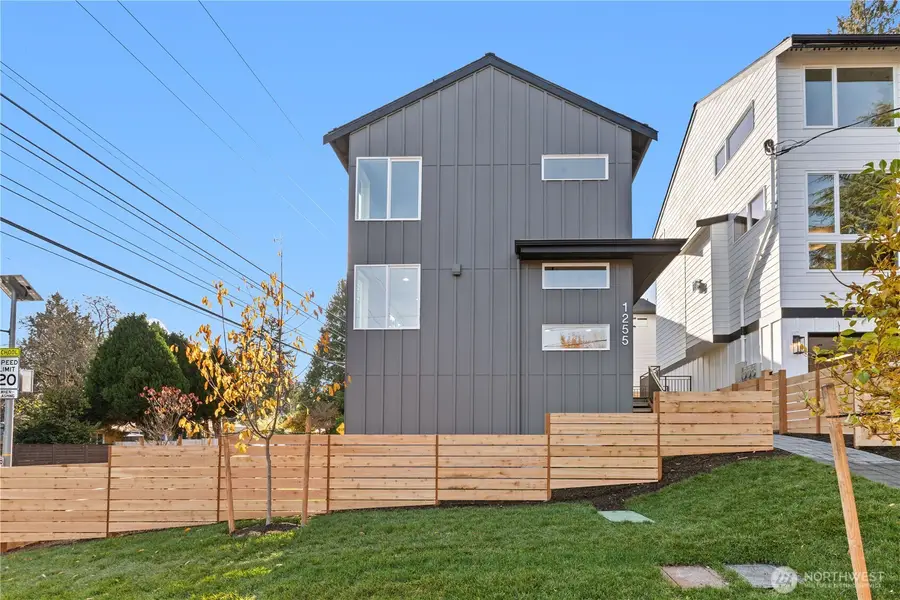 1255 NE 96th Street, Seattle, WA 98115 - Image #2