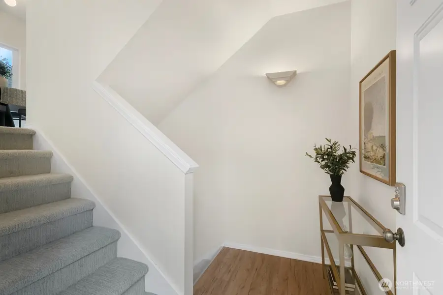 7222 208th Street Sw #1, Edmonds, WA 98026 - Image #2