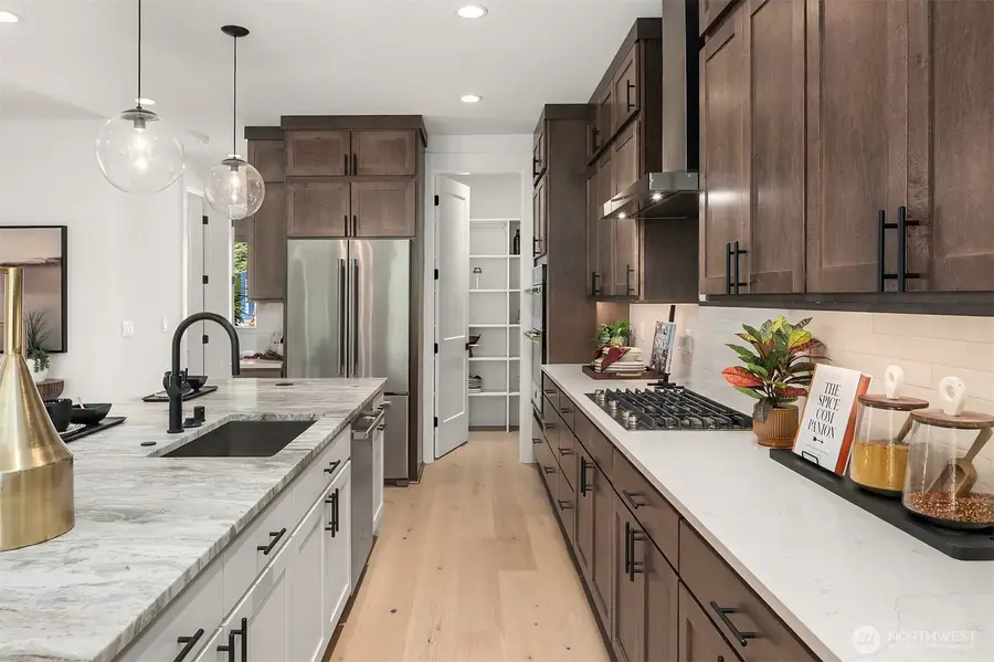 14821 NE 2nd Court, Bellevue, WA 98007 - Image #2