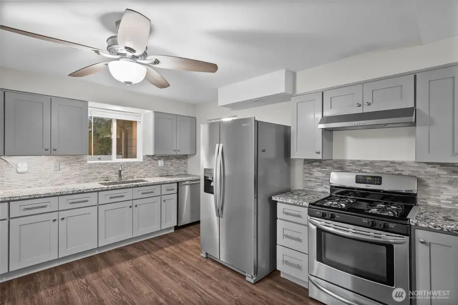 9901 59th Avenue Ct E, Puyallup, WA 98373 - Image #3