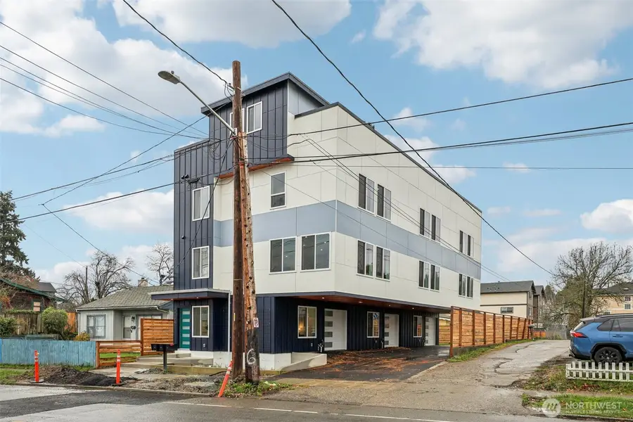 7719 Renton Ave S, Seattle, WA 98118 - Image #2