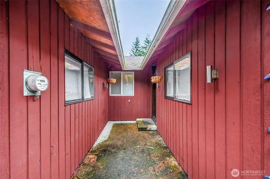 8221 308th Avenue Se, Issaquah, WA 98027 - Image #2