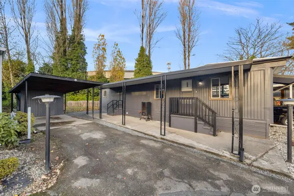 14322 Admiralty Way #8, Lynnwood, WA 98087