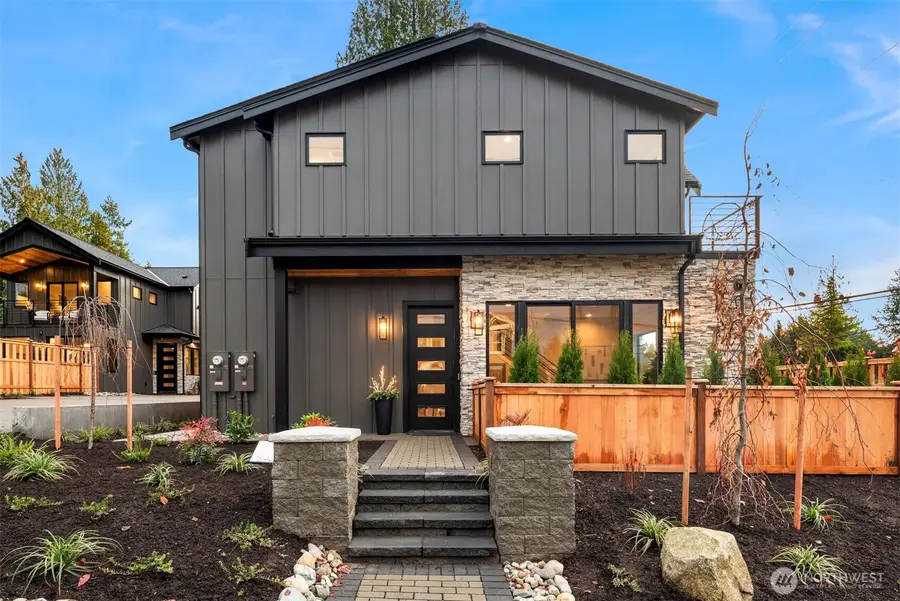 10805 NE 60th Street, Kirkland, WA 98033 - Image #2