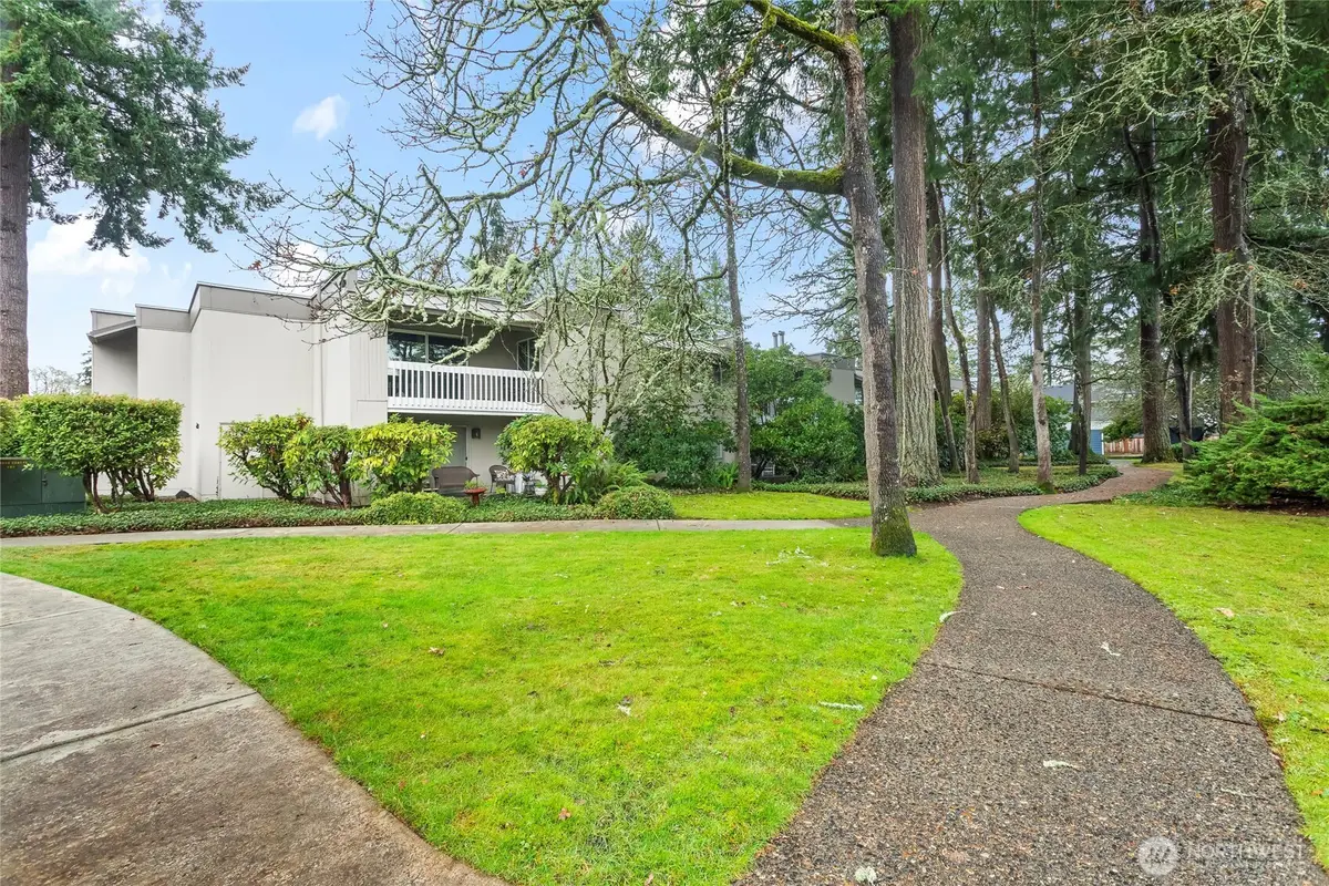 7501 Ruby Drive Sw #H202, Lakewood, WA 98498 - Image #1