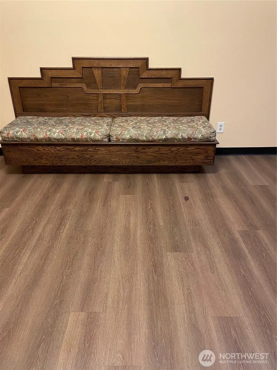 13717 Linden Avenue N #229, Seattle, WA 98133 - Image #3