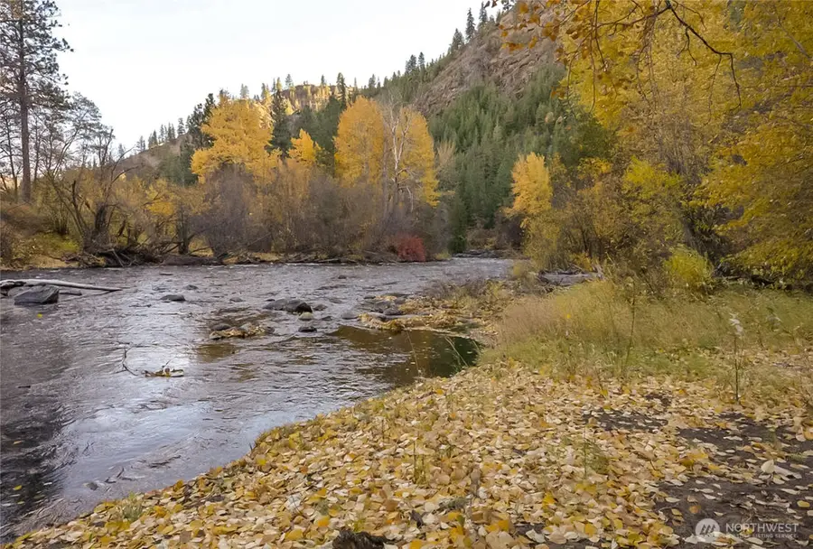 372 Mad Ranch Lane #4, Entiat, WA 98822 - Image #2