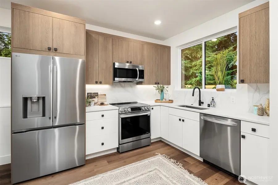 13768 22nd Avenue Ne, Seattle, WA 98125 - Image #3