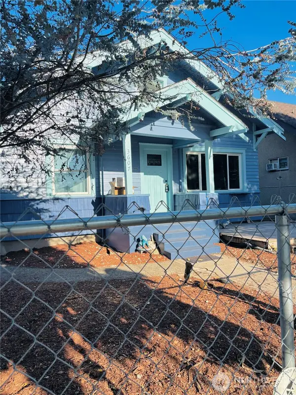 3607 E F Street, Tacoma, WA 98404