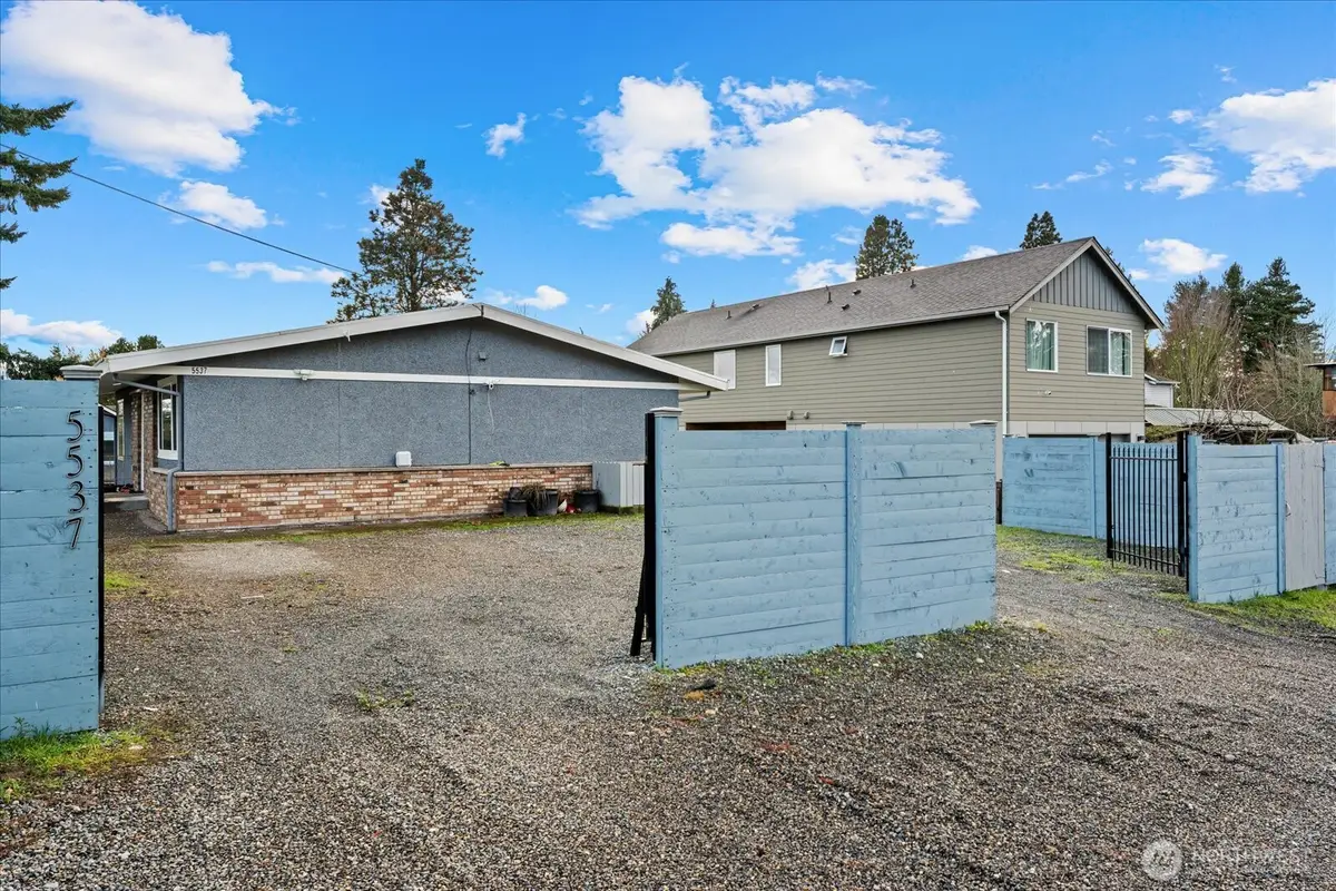 5537 S 119th St, Seattle, WA 98178 - Image #1