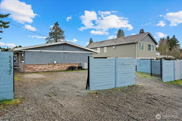 5537 S 119th St, Seattle, WA 98178