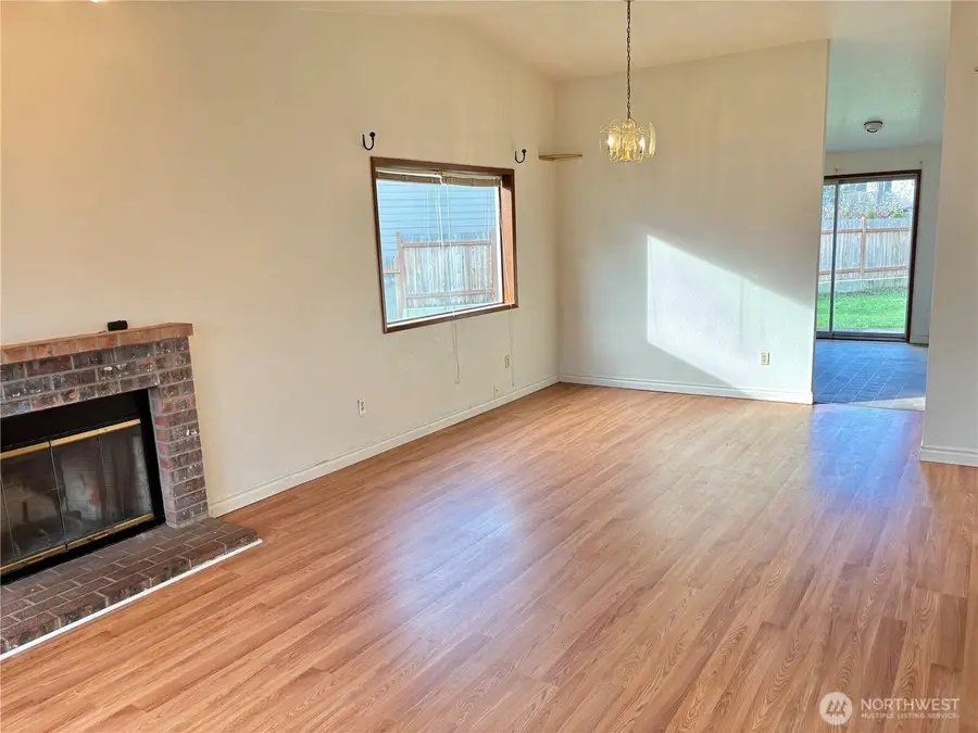 9302 S M Street, Tacoma, WA 98444 - Image #2
