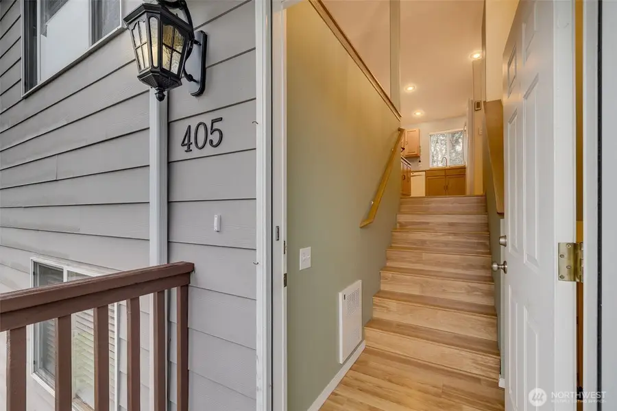 405 Amberwood Circle, Sultan, WA 98294 - Image #3