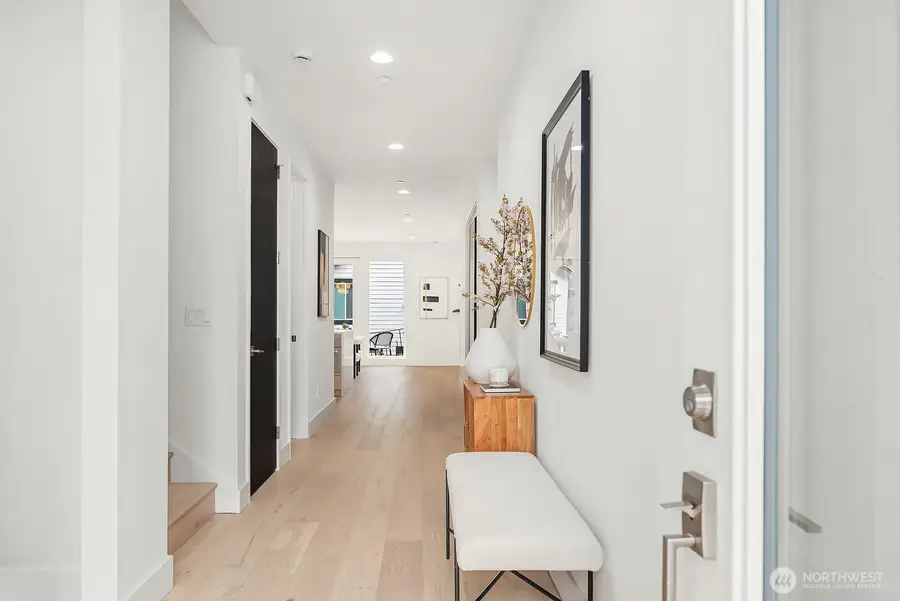 3973 162nd Place Se, Bellevue, WA 98006 - Image #3