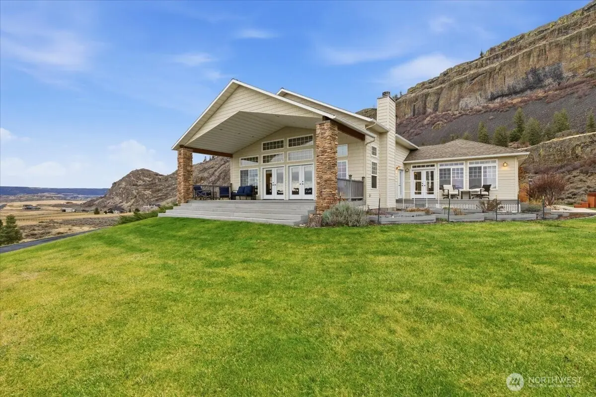 19994 Coulee View Road, Electric City, WA 99123 - Image #1