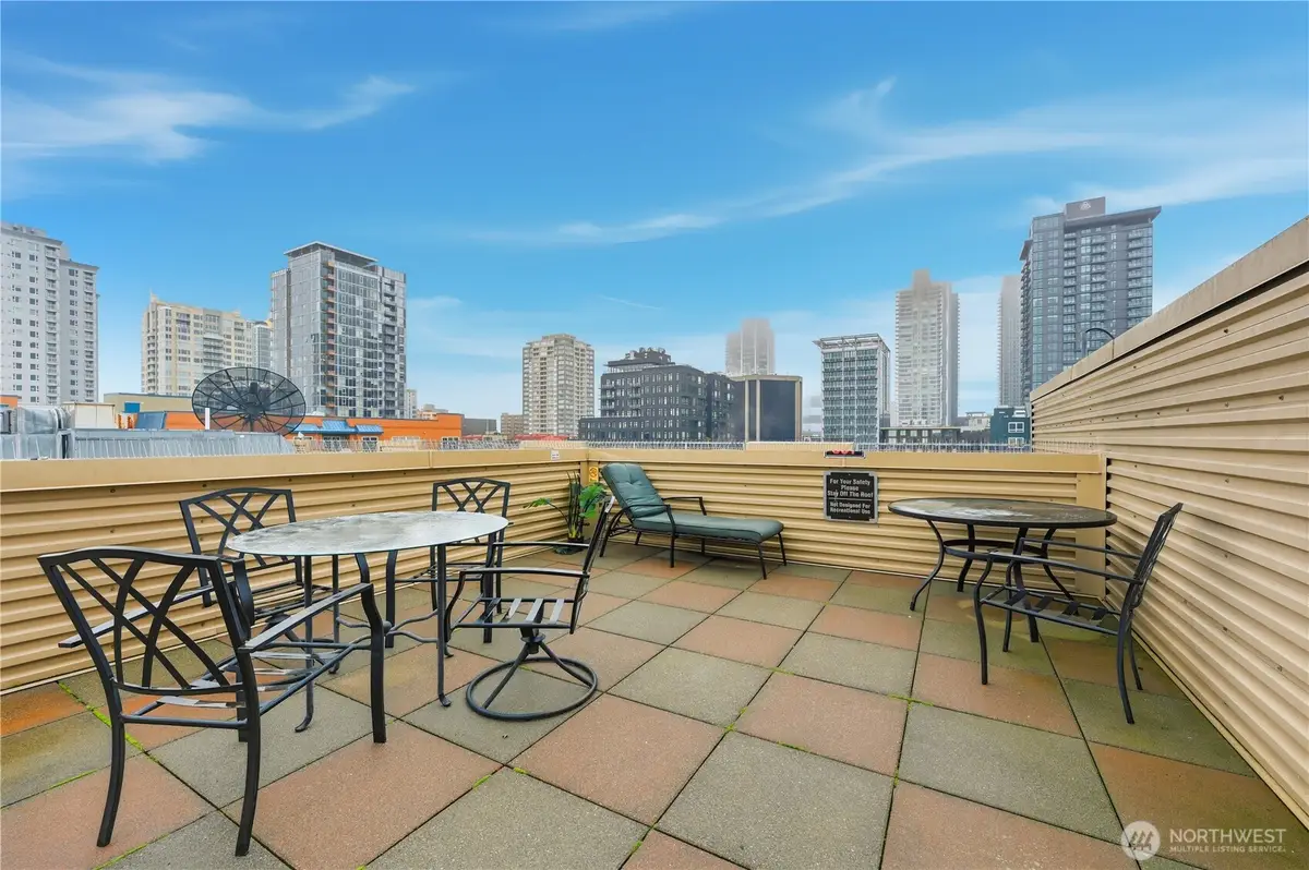 2324 1st Avenue #208, Seattle, WA 98121 - Image #1