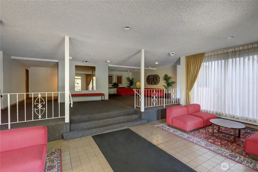 9030 Seward Park Avenue S #305, Seattle, WA 98118 - Image #3