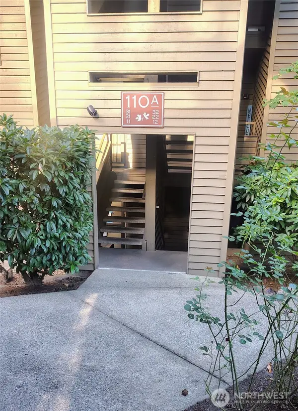 110 SW 116th Street #A11, Seattle, WA 98146