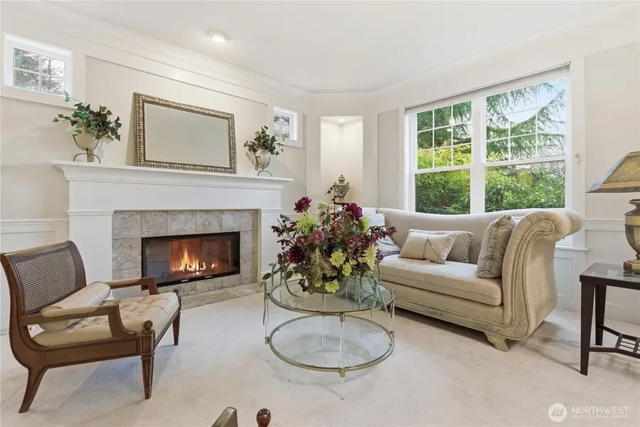 6082 167th Avenue Se, Bellevue, WA 98006 - Image #2