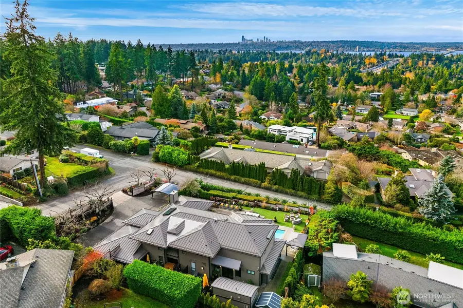 9600 NE 28th Street, Clyde Hill, WA 98004 - Image #3