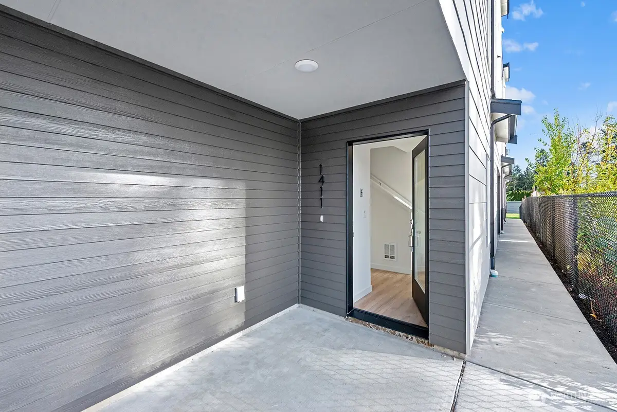 1411 SW 111th Lane, Seattle, WA 98164 - Image #1