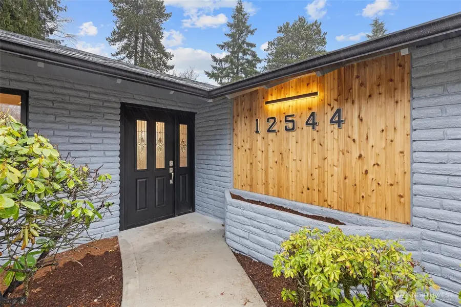 12544 SE 16th Street, Bellevue, WA 98005 - Image #2