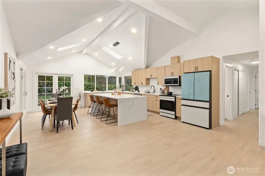 12544 SE 16th Street, Bellevue, WA 98005 - Image #3