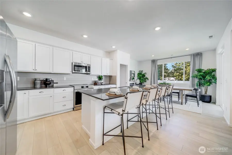 6101 Crestner Drive Sw, Port Orchard, WA 98367 - Image #2