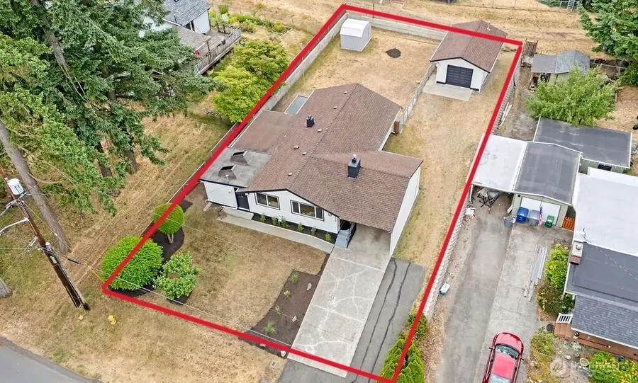 15633 47th Avenue S, Tukwila, WA 98188 - Image #2