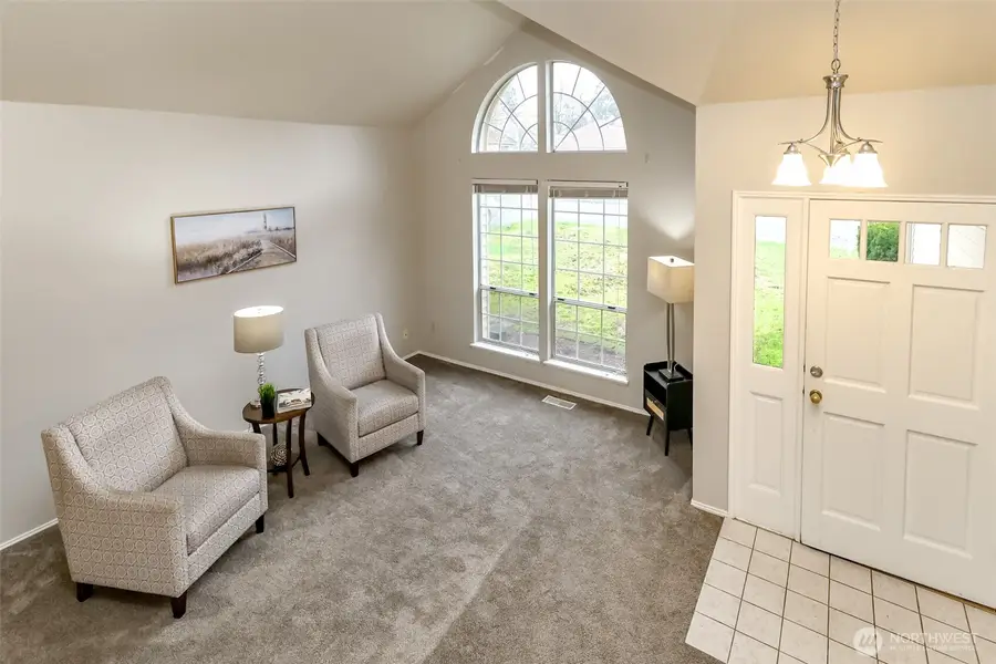 27513 SE 140th Avenue Se, Kent, WA 98042 - Image #2