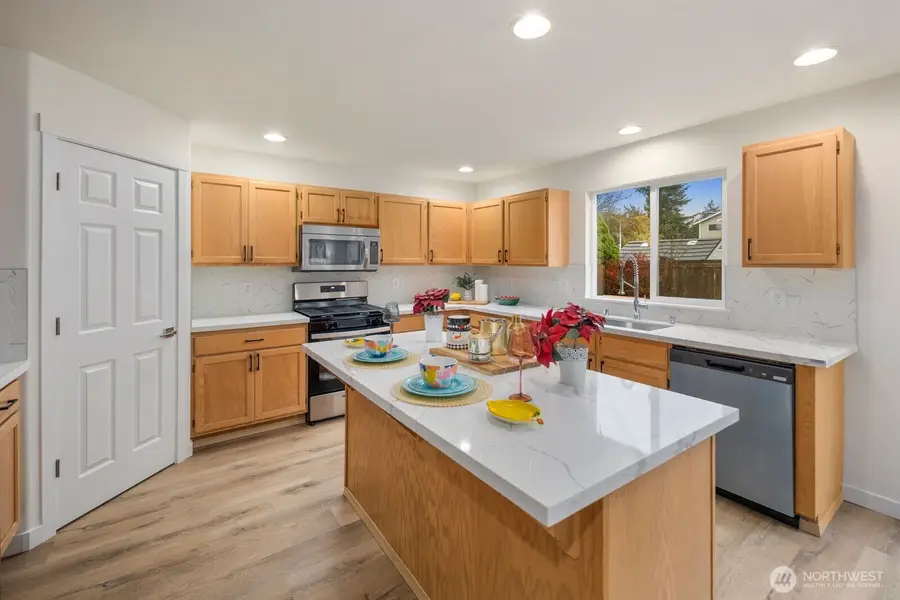 1211 176th Place Sw, Lynnwood, WA 98037 - Image #3
