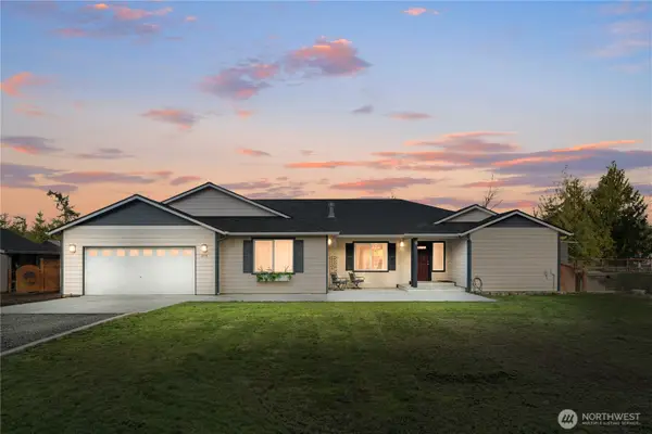 2701 Fishtrap Loop Ne, Olympia, WA 98506