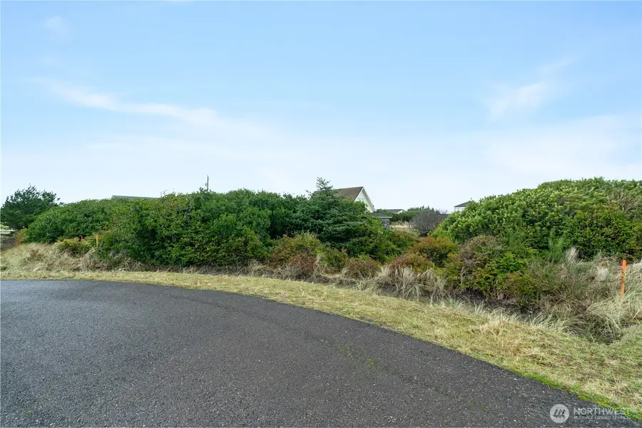 1134 Vernonia Court #16, Ocean Shores, WA 98569 - Image #2