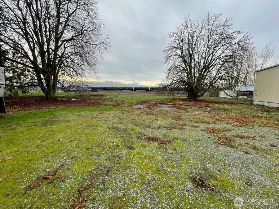 3823 Old Highway 99 South Road, Mount Vernon, WA 98273 - Image #3