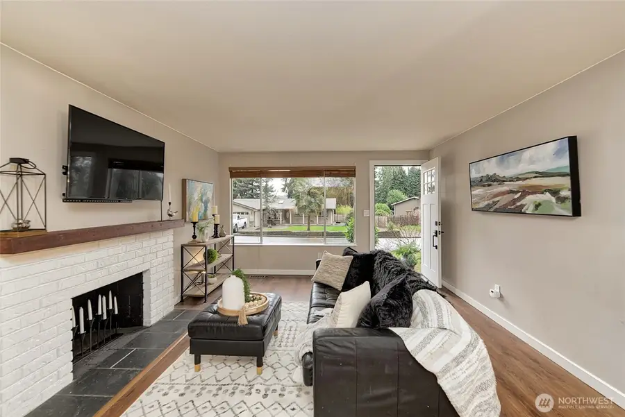 20304 11th Drive Se, Bothell, WA 98012 - Image #2