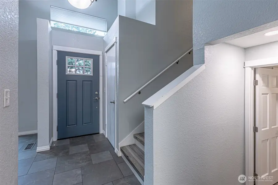 9214 Gem Drive Se, Olympia, WA 98513 - Image #2