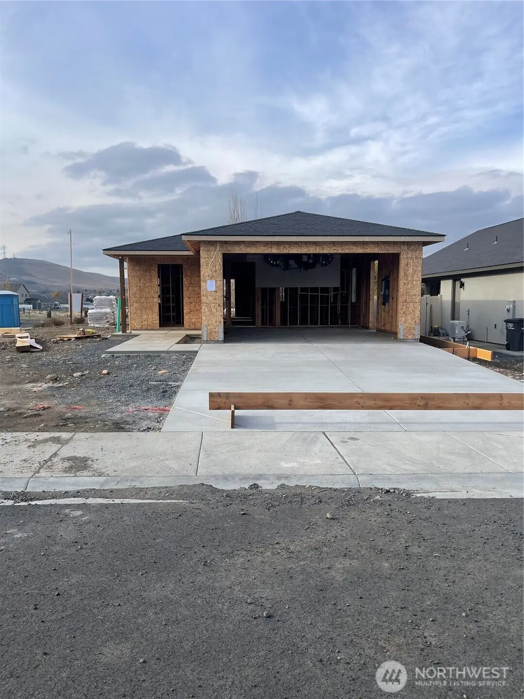 915 Ivy Street Ne, Ephrata, WA 98823 - Image #1