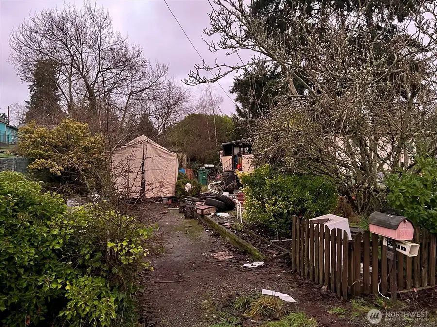 2530 NE Helm Street, Bremerton, WA 98310 - Image #2