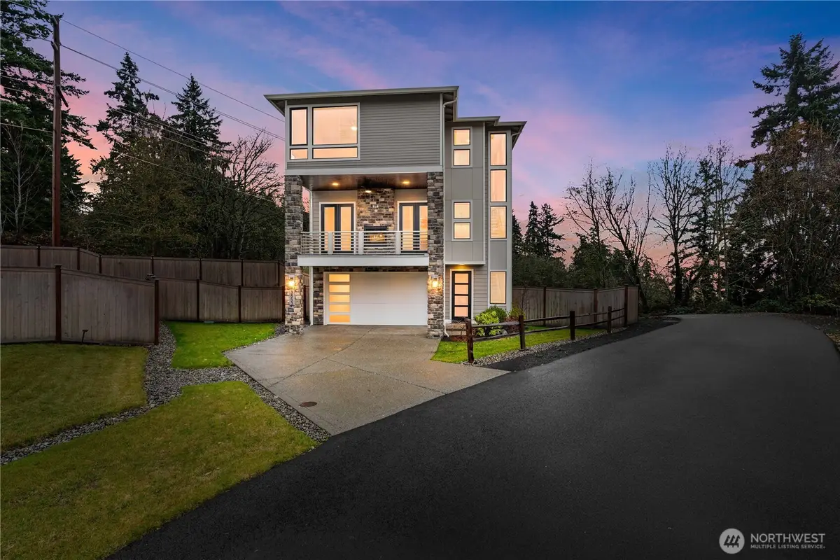 19 95th Avenue E, Edgewood, WA 98371 - Image #1