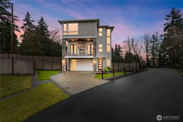 19 95th Avenue E, Edgewood, WA 98371