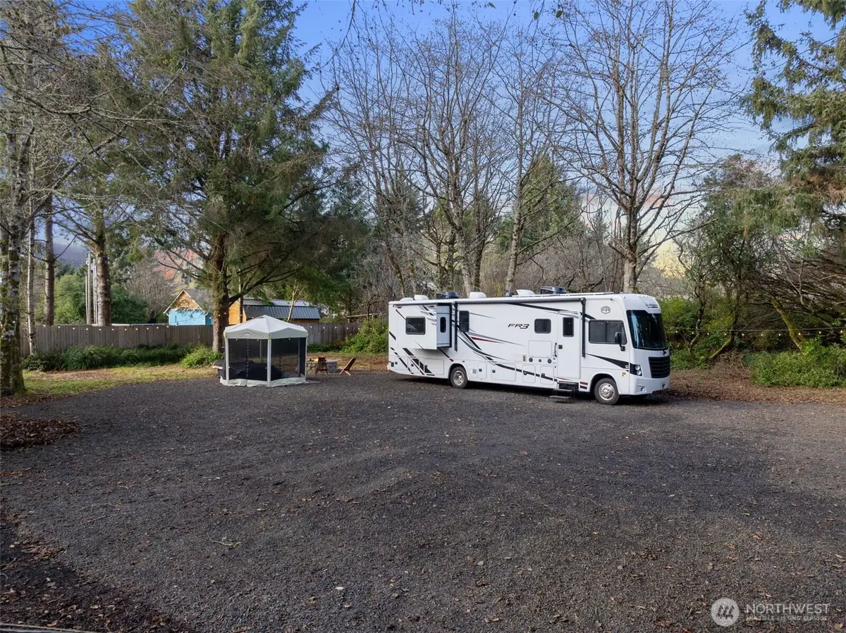 337 Mast Ave Nw #416,415,417, Ocean Shores, WA 98569 - Image #1