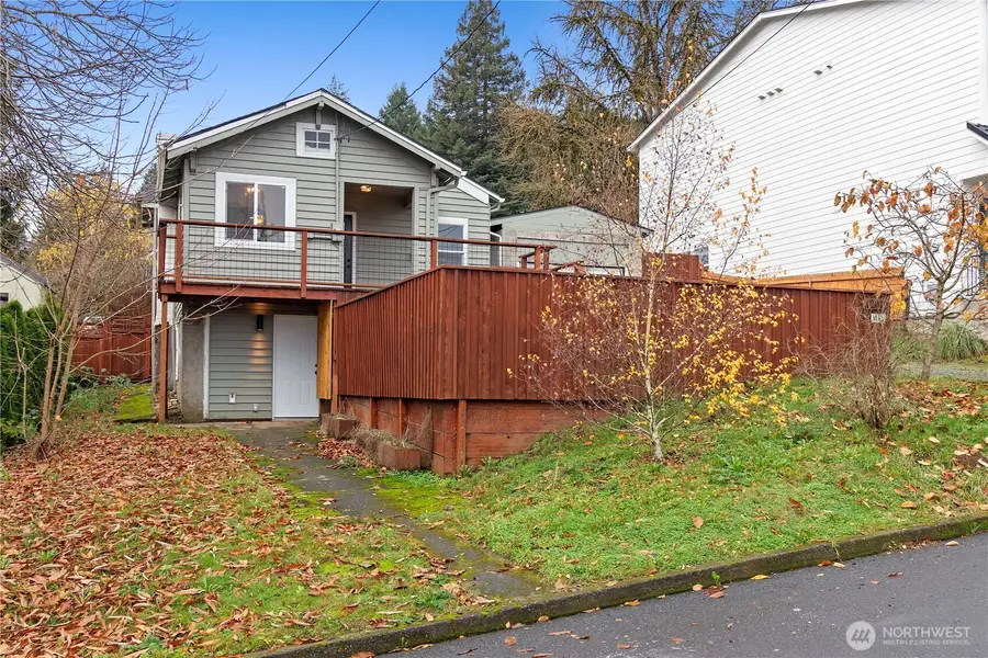 1241 NW Couch Street, Camas, WA 98607 - Image #2