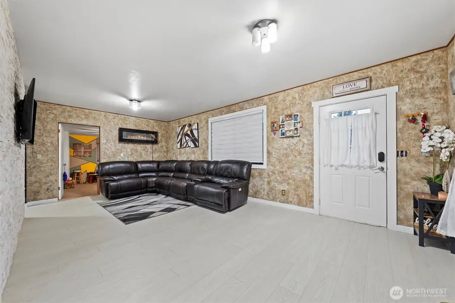 310 Bronson Street, Hatton, WA 99344 - Image #2