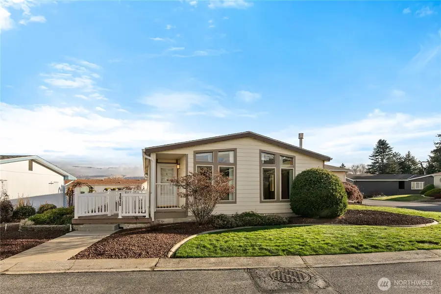 1610 Twin Peaks Drive, Wenatchee, WA 98801 - Image #3