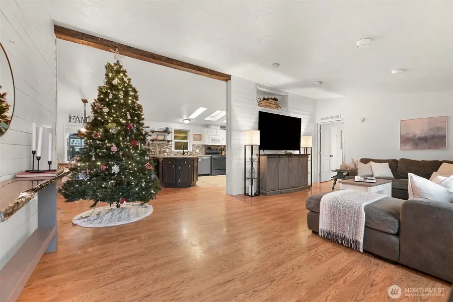 954 Garfield Avenue, Blaine, WA 98230 - Image #3