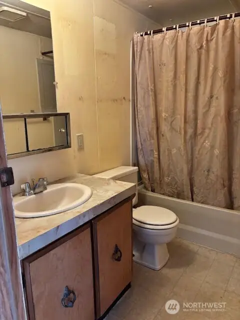 823 Cottonwood Drive, Enumclaw, WA 98022 - Image #2