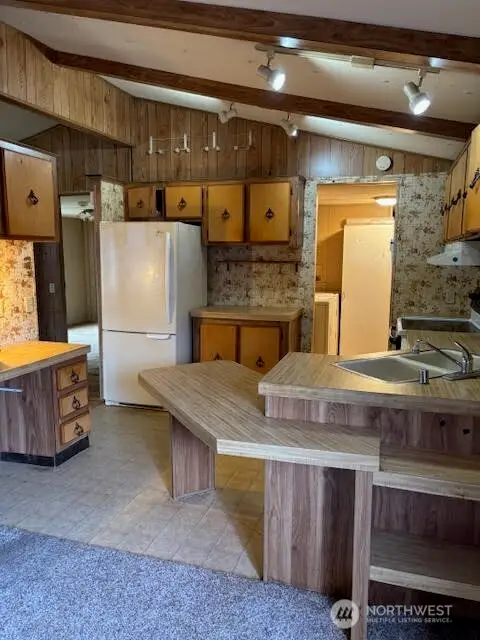 823 Cottonwood Drive, Enumclaw, WA 98022 - Image #3