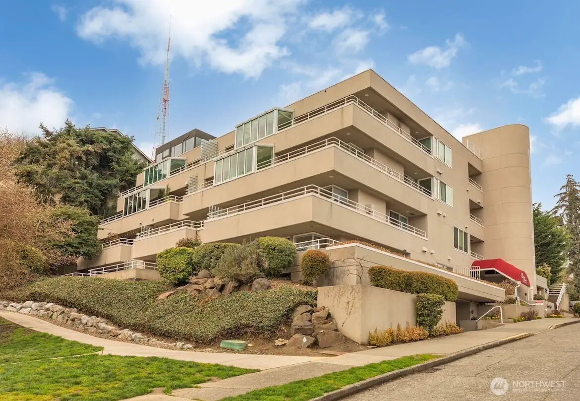 1231 5th Avenue N #101, Seattle, WA 98109 - #1