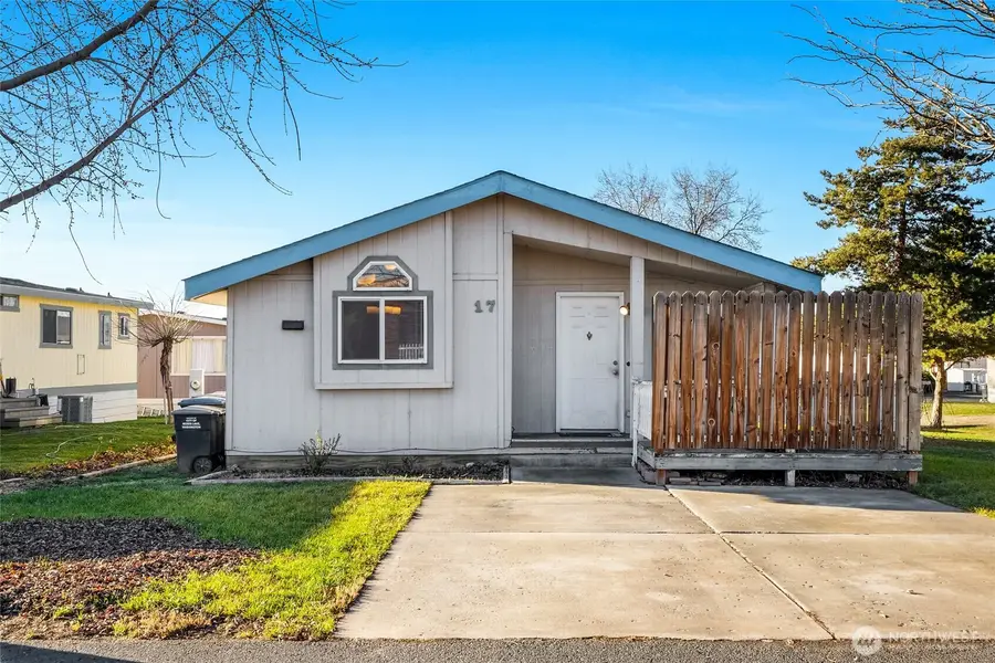 900 N Grape Drive #17, Moses Lake, WA 98837 - Image #2